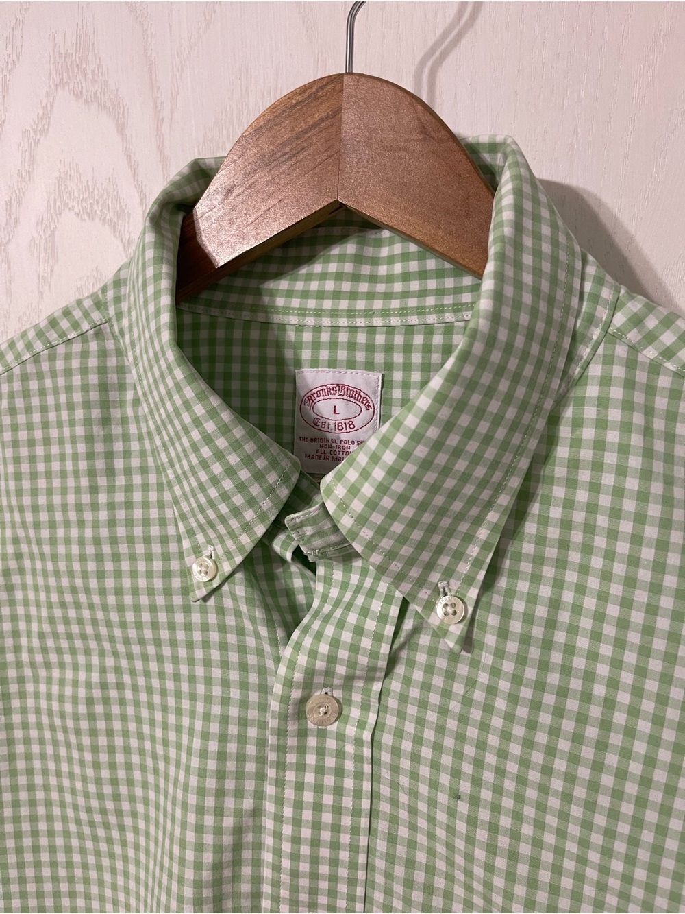 Brooks Brothers Light Green Gingham Cotton Button-Down Shirt in size L